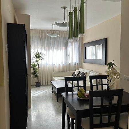 Atico Triana Con Piscina Privada Sevilha Exterior foto